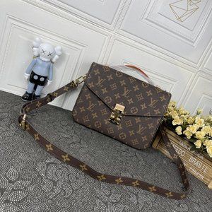 LV SS21 new cross-body bag